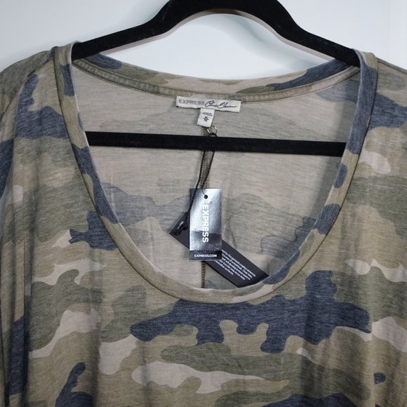 NWT Express One Eleven Camo Print Loose Fit Elbow Length Sleeve Top - Picture 3 of 5